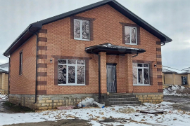 Дом 240 м² на участке 5 сот.